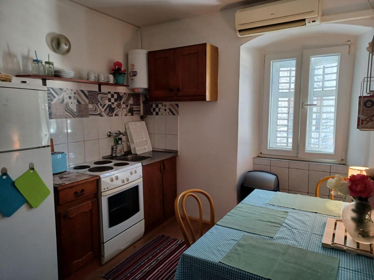 Apartment Fish Market Спліт Екстер'єр фото