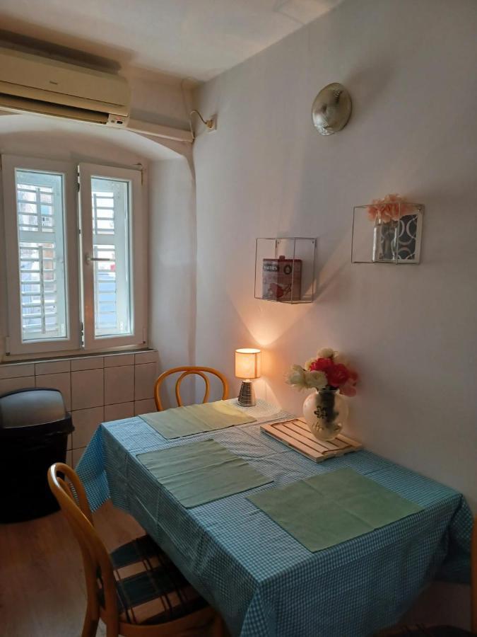 Apartment Fish Market Спліт Екстер'єр фото